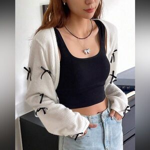 ✨LAST CHANCE✨ White Cardigan with Black Bow Accents